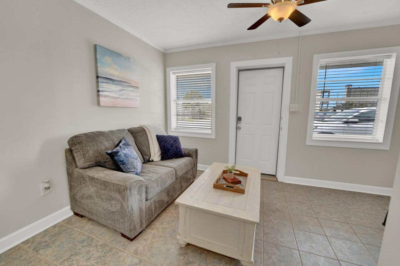 Sea Foam Suites Lower Grand Lagoon Exterior foto