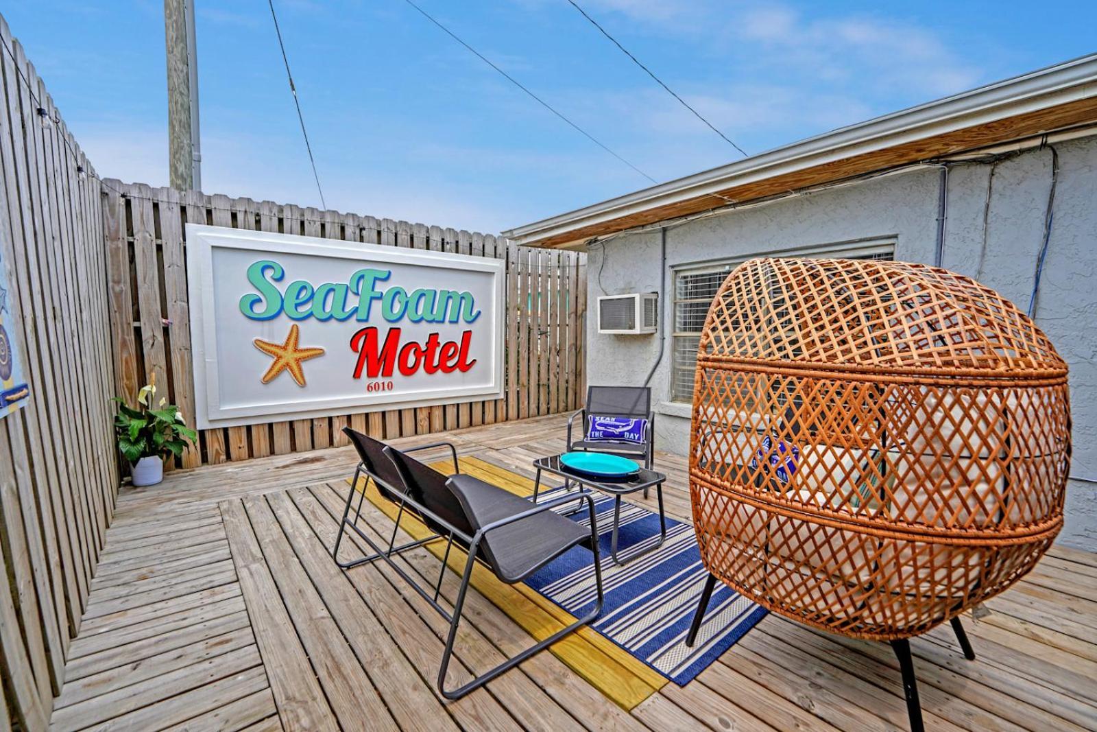 Sea Foam Suites Lower Grand Lagoon Exterior foto